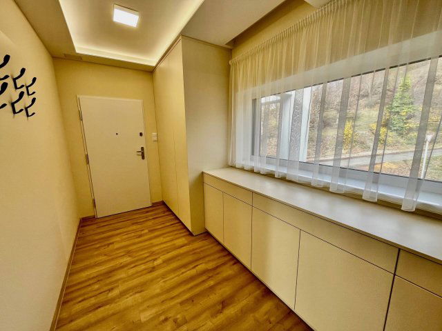 Kiadó téglalakás, albérlet, Pécsett 470 E Ft / hó, 3 szobás