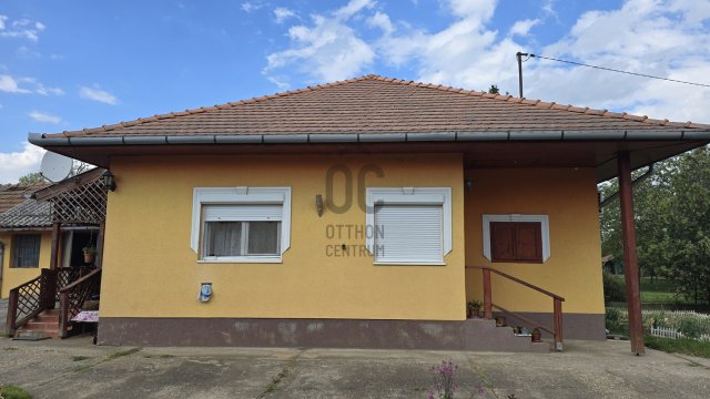 Eladó családi ház, Tiszafüreden 45.5 M Ft, 3 szobás