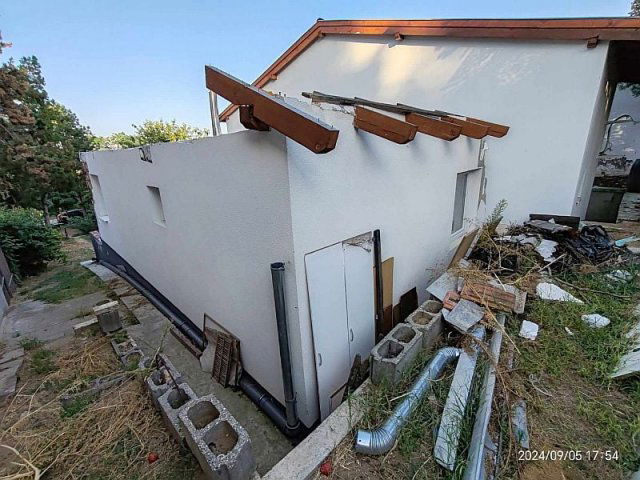 Eladó nyaraló, Erdőkertesen 13 M Ft, 1+1 szobás