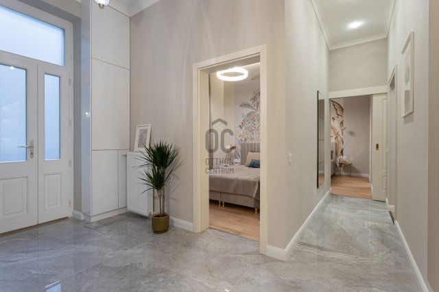 Eladó téglalakás, Budapesten, V. kerületben 239 M Ft, 3 szobás