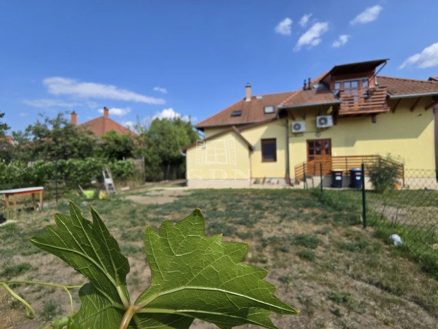 Eladó családi ház, Budapesten, XVII. kerületben 94.9 M Ft