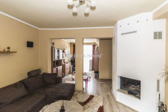Eladó családi ház, Szombathelyen 99 M Ft, 5+1 szobás