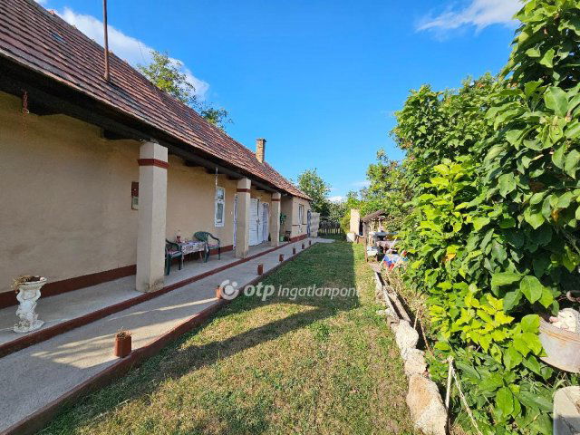 Eladó családi ház, Encsen 12.9 M Ft, 2+1 szobás