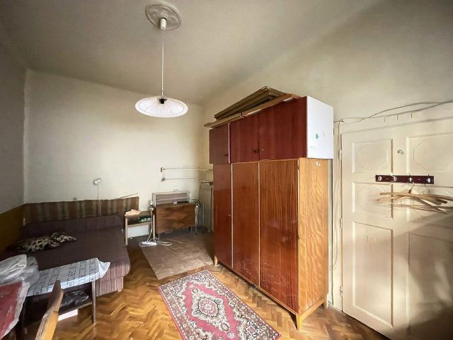 Eladó téglalakás, Budapesten, VII. kerületben, Csengery utcában