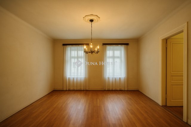 Eladó téglalakás, VIII. kerületben, Bródy Sándor utcában