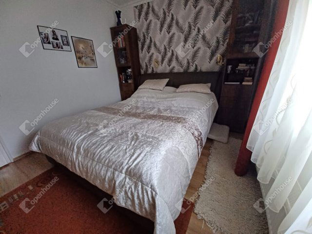 Eladó családi ház, Debrecenben 64.9 M Ft, 3 szobás