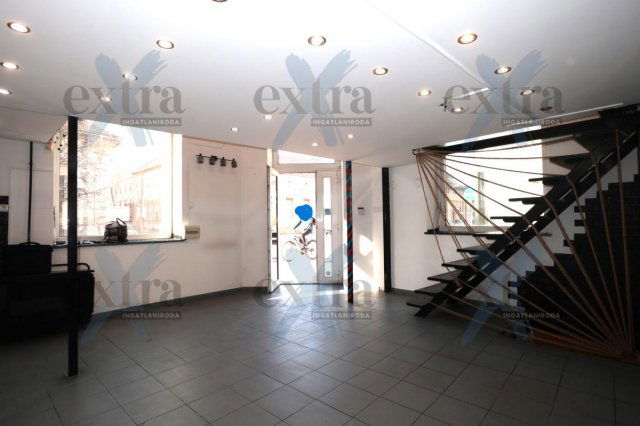 Kiadó üzlethelyiség, Szegeden 180 E Ft / hó, 1 szobás