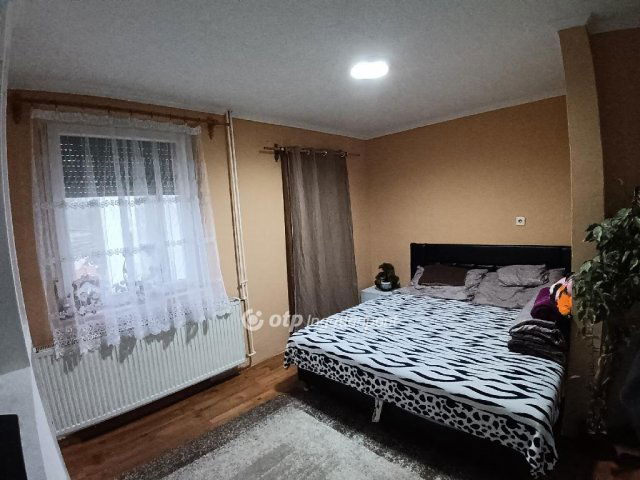 Eladó családi ház, Homrogdon 16 M Ft, 2+1 szobás