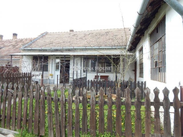 Eladó családi ház, Enyingen 19.9 M Ft, 3 szobás