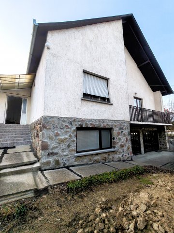 Eladó családi ház, Bonyhádon 62 M Ft, 4 szobás