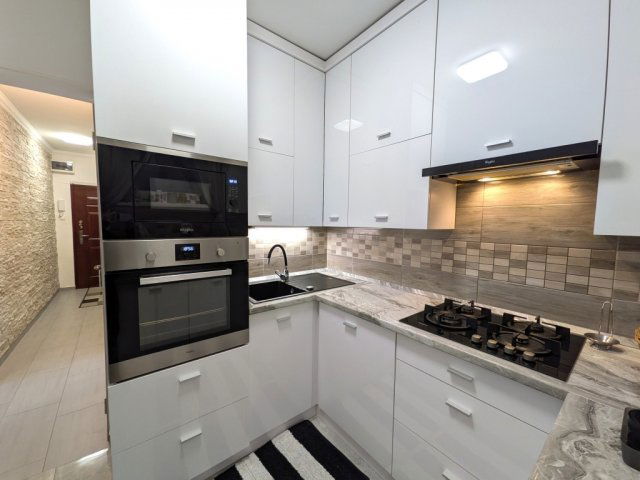 Eladó panellakás, Debrecenben 68.9 M Ft, 3 szobás