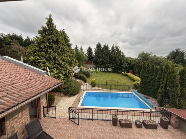 Eladó családi ház, Kozármislenyen 198.9 M Ft, 5 szobás