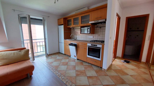Kiadó téglalakás, albérlet, Dunakeszin, Tóth Ilona utcában