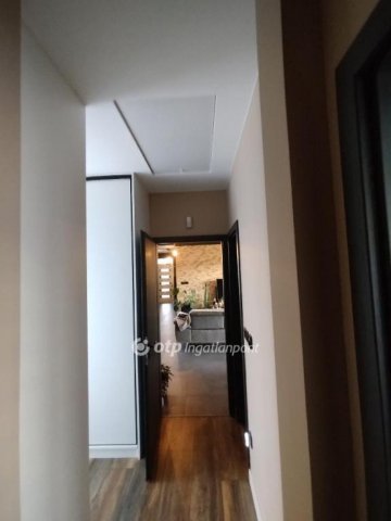 Eladó családi ház, Pécsett 139.5 M Ft, 3 szobás