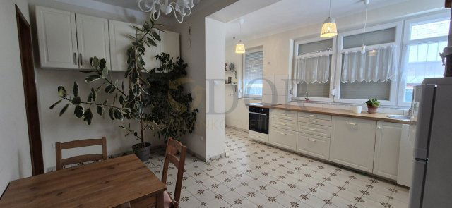 Eladó ikerház, Vecsésen 85 M Ft, 2 szobás / költözzbe.hu