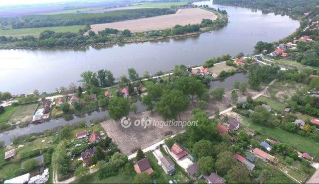 Eladó telek, Dömsödön 17.5 M Ft / költözzbe.hu