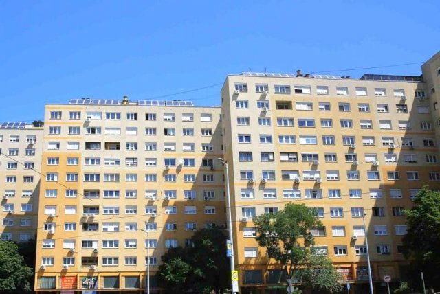 Eladó panellakás, Budapesten, III. kerületben, Vörösvári úton