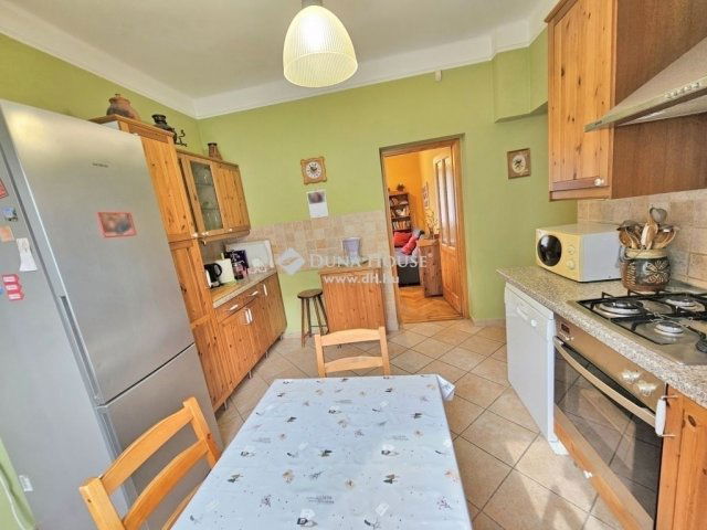 Eladó családi ház, Budapesten, XXI. kerületben 99 M Ft, 4 szobás