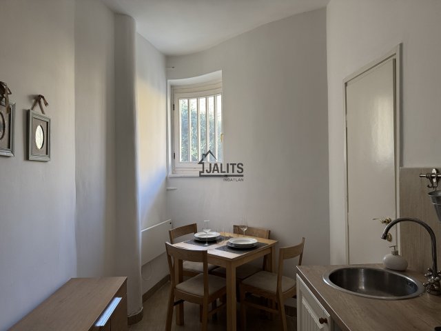 Eladó téglalakás, I. kerületben, Szabó Ilonka utcában