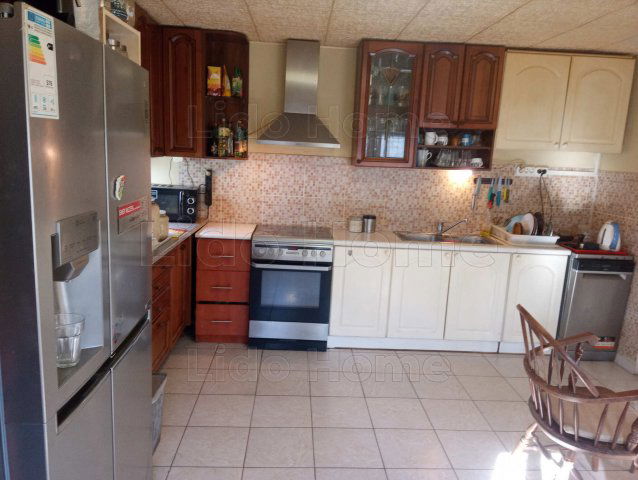 Eladó családi ház, Balatonszabadiban 65 M Ft, 5 szobás