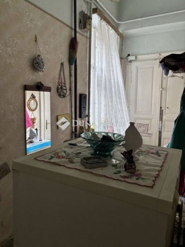 Eladó téglalakás, Budapesten, VI. kerületben 79 M Ft, 3 szobás