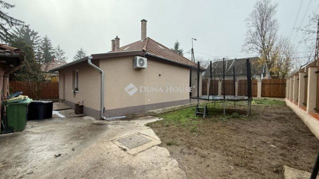 Eladó ikerház, Budapesten, XVIII. kerületben 102 M Ft, 3 szobás