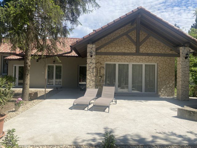 Eladó családi ház, Kecskeméten 95 M Ft, 4 szobás