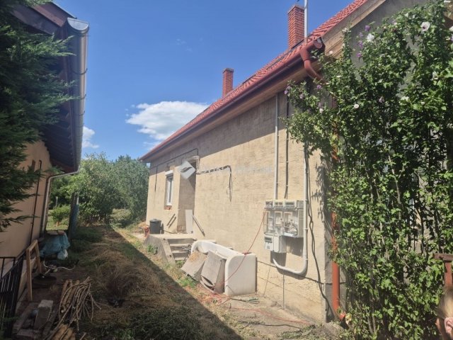 Eladó családi ház, Siófokon 54.8 M Ft, 3 szobás