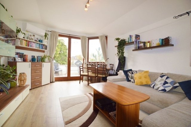 Eladó téglalakás, Budapesten, III. kerületben 106 M Ft, 2 szobás