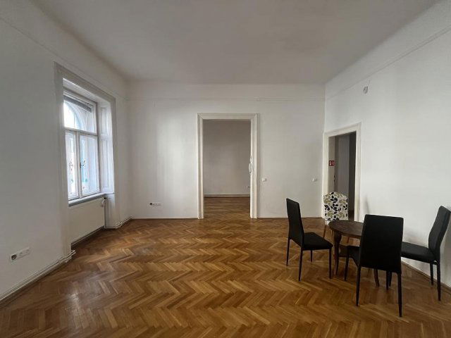 Eladó téglalakás, VII. kerületben, Péterfy Sándor utcában