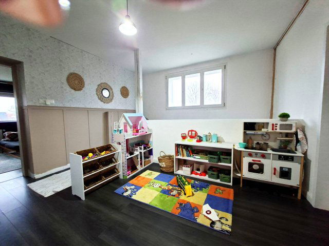 Eladó családi ház, Budapesten, XVI. kerületben 229 M Ft