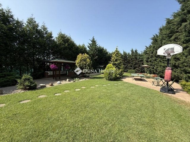 Eladó családi ház, Érden 288 M Ft, 4 szobás