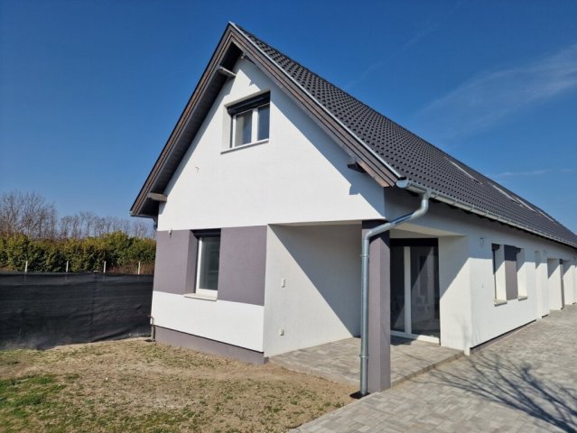 Eladó ikerház, Ráckevén 75.9 M Ft, 4 szobás