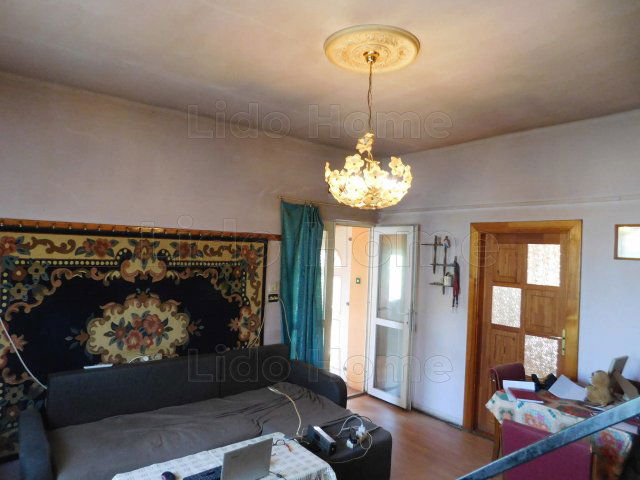 Eladó családi ház, Székesfehérvárott 88.999 M Ft, 4 szobás