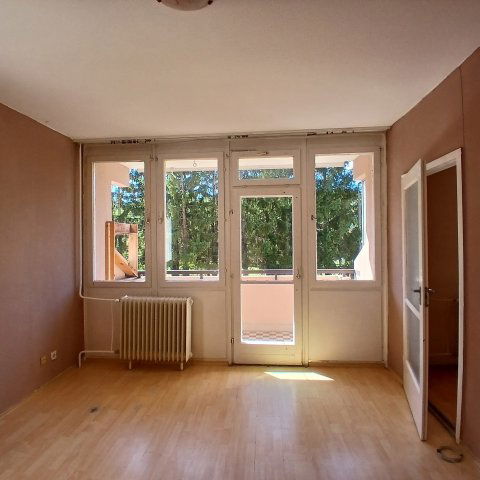 Kiadó téglalakás, albérlet, Zalaegerszegen, Építők útján
