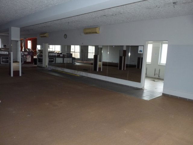 Eladó családi ház, Szigethalmon 139.9 M Ft, 6 szobás