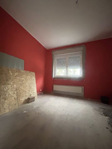 Eladó családi ház, Rábatamásin 35 M Ft, 2 szobás