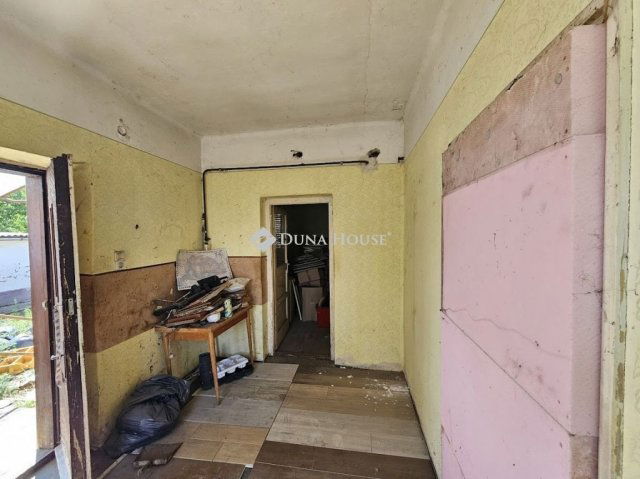 Eladó családi ház, Halásztelken 17.5 M Ft, 1 szobás