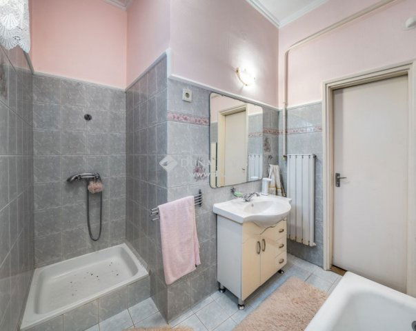 Eladó családi ház, Albertirsán 88 M Ft, 6 szobás