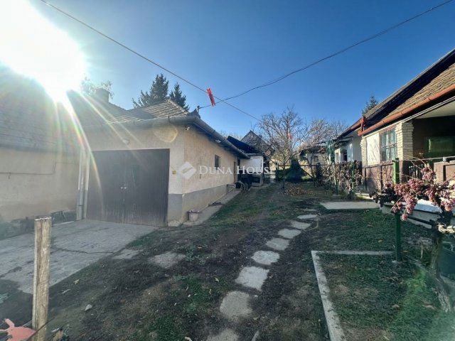 Eladó családi ház, Vanyarcon 40 M Ft, 2 szobás
