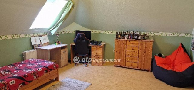 Eladó családi ház, Nyíregyházán 145 M Ft, 7 szobás