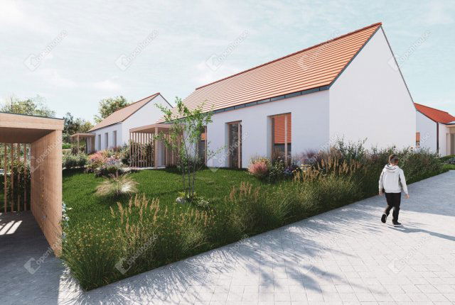 Eladó családi ház, Teskándon 77 M Ft, 4 szobás