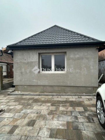 Eladó családi ház, Ceglédbercelen 39.9 M Ft, 3 szobás