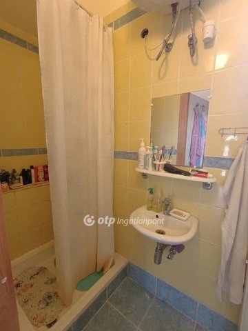 Eladó ikerház, Biatorbágyon 51.99 M Ft, 2 szobás