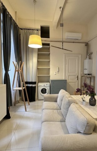 Kiadó téglalakás, albérlet, VIII. kerületben, József körúton