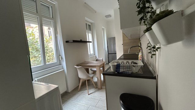 Eladó téglalakás, II. kerületben, Szilágyi Erzsébet fasoron