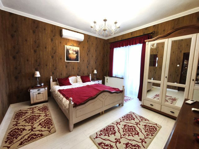 Eladó családi ház, Pilisszentivánon 275.48 M Ft, 7 szobás