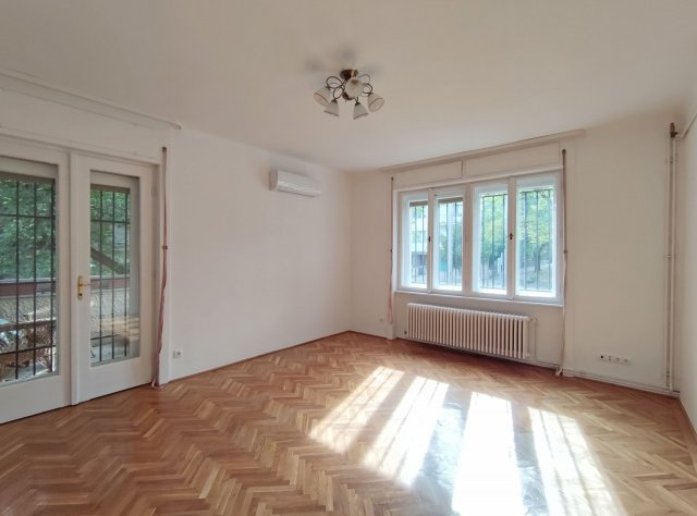Kiadó téglalakás, albérlet, XII. kerületben, Németvölgyi úton