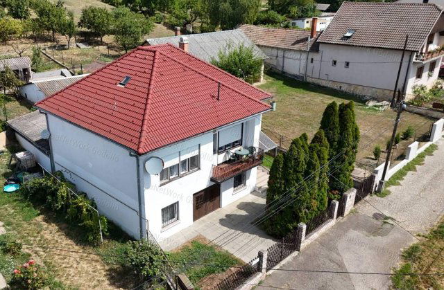 Eladó családi ház, Aszódon 63 M Ft, 3 szobás