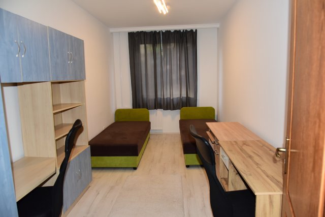 Kiadó panellakás, albérlet, Debrecenben 230 E Ft / hó, 2 szobás